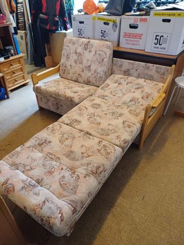 secondhand Rozkládací 2+1+1